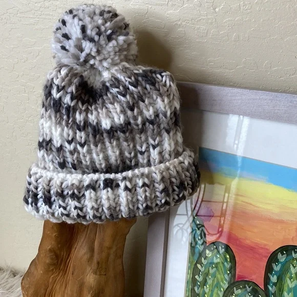 Knit beanie - Picture 4 of 6